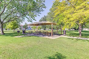 Dog-friendly Port Clinton Home: Walk to Lake Erie!