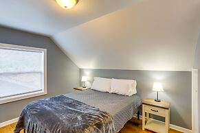 Dog-friendly Port Clinton Home: Walk to Lake Erie!