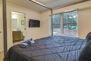 Hot Tub + Lake Access: Spacious Tobyhanna Home