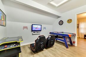 5 Mi to Tobyhanna State Park: Home w/ Game Room!