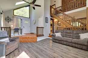 Exciting Tobyhanna Home Near Kalahari Water Park!