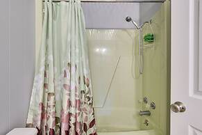 Lake Brownwood Home w/ Private Boat Dock!