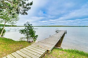 Higgins Lake House w/ Swimming Dock!
