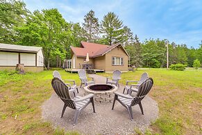 Roscommon Vacation Rental Near Higgins Lake!