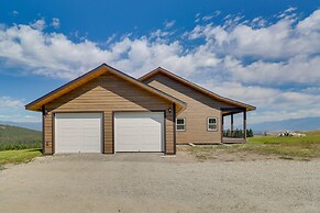 Mountain & Lake View Rexford Estate on 28 Acres!