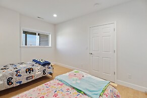 Mountain & Lake View Rexford Estate on 28 Acres!