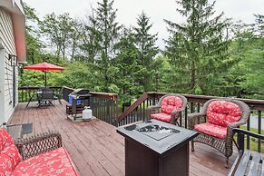Tobyhanna Home w/ Fire Pits - 9 Mi to Kalahari!