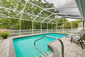 Sunny Florida Home w/ Pool: Near Rainbow Springs!