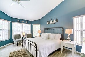 Lanai & Grill: Sunny Home Near Rainbow Springs!