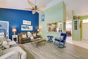 Lanai & Grill: Sunny Home Near Rainbow Springs!