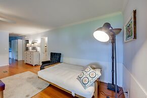 Dock, Deck & Kayaks: Home on Cedar Creek Reservoir