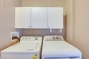 Dock, Deck & Kayaks: Home on Cedar Creek Reservoir