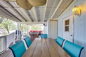 Dock, Deck & Kayaks: Home on Cedar Creek Reservoir