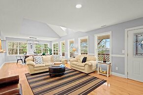 8 Mi to Sugar Mountain Resort: Seven Devils Home