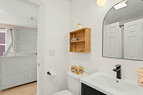 8 Mi to Sugar Mountain Resort: Seven Devils Home