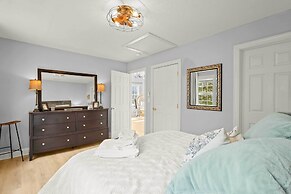 8 Mi to Sugar Mountain Resort: Seven Devils Home