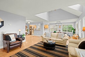 8 Mi to Sugar Mountain Resort: Seven Devils Home