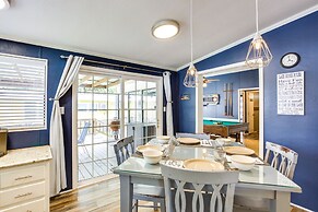 Hot Tub & Dock: Lakefront Mabank Home