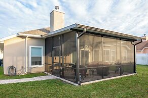 Lovely Family Home w/ Lanai, 6 Mi to Amelia Island