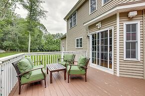 Spacious Connecticut Home - Deck, Grill & Fire Pit