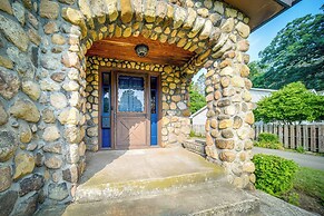 Central Erie Vacation Rental ~ 2 Mi to Beach!