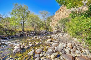 Creekside Ten Sleep Vacation Rental + Deck & Grill