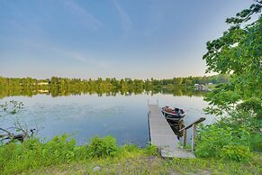 Lakefront Birchwood House w/ Deck + Fire Pit!