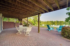 Lakefront Birchwood House w/ Deck + Fire Pit!