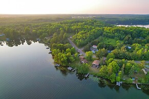 Lakefront Birchwood House w/ Deck + Fire Pit!