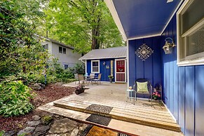 Bluebird Cottage in Newland Near Hiking & Skiing