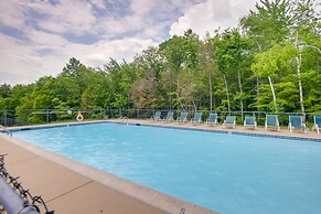 Newly Renovated Bartlett Condo w/ Mountain Views!
