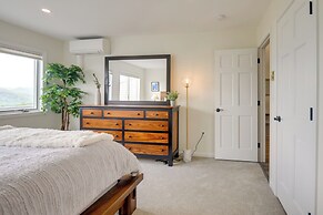 Newly Renovated Bartlett Condo w/ Mountain Views!