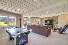 Beautiful Bellaire Home w/ Amenities, 4 Mi to Lake