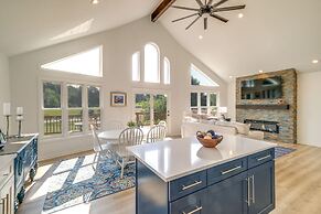 Beautiful Bellaire Home w/ Amenities, 4 Mi to Lake