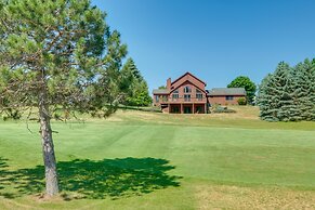 Beautiful Bellaire Home w/ Amenities, 4 Mi to Lake