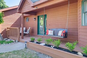 Beautiful Bellaire Home w/ Amenities, 4 Mi to Lake