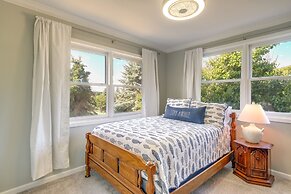 Beautiful Bellaire Home w/ Amenities, 4 Mi to Lake