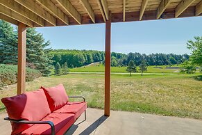 Beautiful Bellaire Home w/ Amenities, 4 Mi to Lake