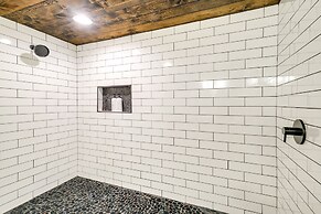 Beautiful Bellaire Home w/ Amenities, 4 Mi to Lake