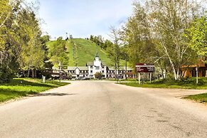 Beautiful Bellaire Home w/ Amenities, 4 Mi to Lake