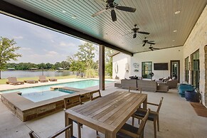 On Cedar Creek Reservoir: Malakoff Home w/ Pool!