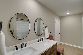 Arkansas Vacation Rental on Greers Ferry Lake!