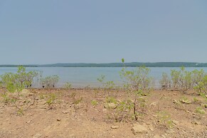 Arkansas Vacation Rental on Greers Ferry Lake!
