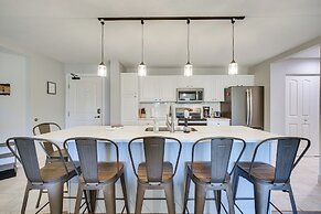 Lakefront Birchwood Condo w/ Pool & Hot Tub!