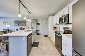 Lakefront Birchwood Condo w/ Pool & Hot Tub!