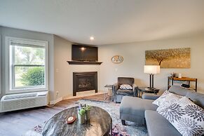 Lakefront Birchwood Condo w/ Pool & Hot Tub!