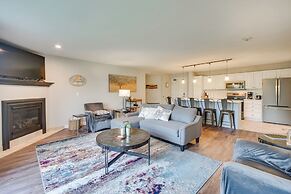 Lakefront Birchwood Condo w/ Pool & Hot Tub!