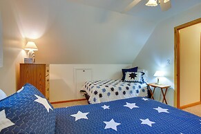 Lakefront Cadillac Retreat w/ Sauna + Boating!