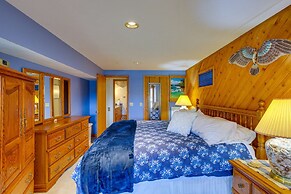 Lakefront Cadillac Retreat w/ Sauna + Boating!