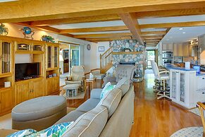 Lakefront Cadillac Retreat w/ Sauna + Boating!